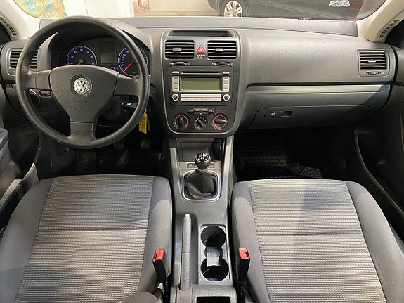 Volkswagen Golf V 11 of 13