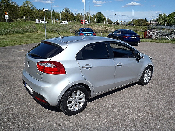 Kia Rio 3 of 5