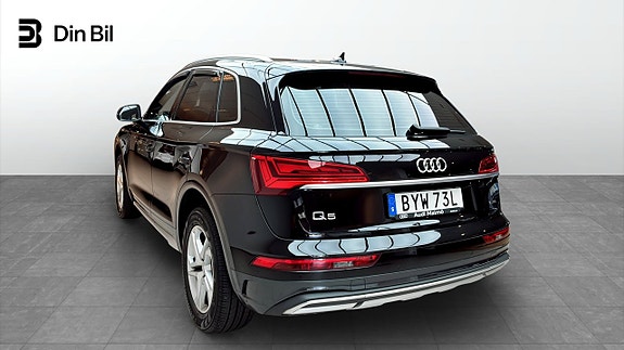 Audi Q5 3 of 5
