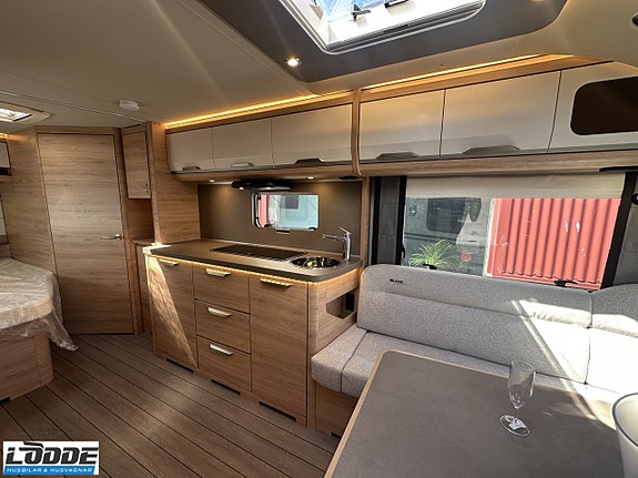 Knaus SÜDWIND BLACK SELECTION 580 UF 6 of 9