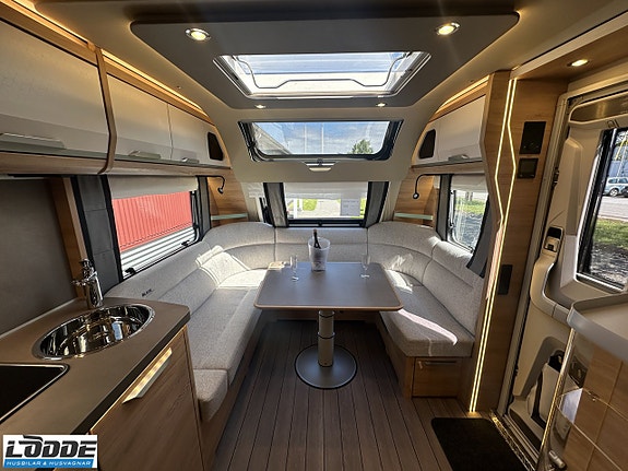 Knaus SÜDWIND BLACK SELECTION 580 UF 4 of 9