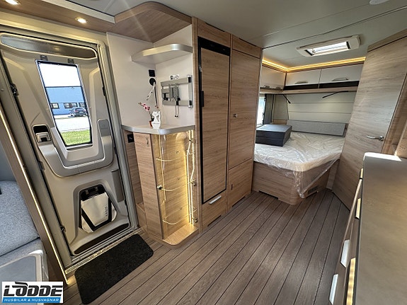 Knaus SÜDWIND BLACK SELECTION 580 UF 5 of 9