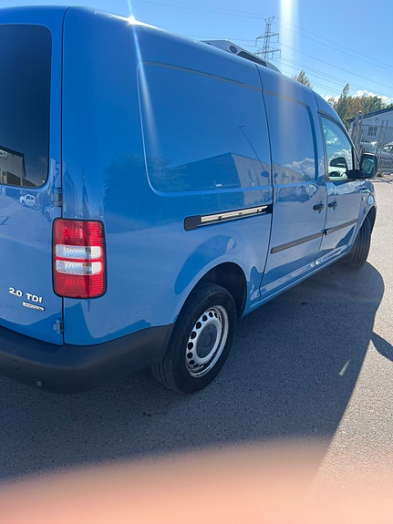 Volkswagen Caddy Maxi 4 of 5