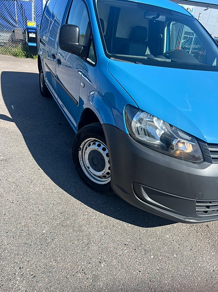 Volkswagen Caddy Maxi 3 of 5