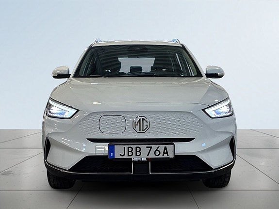 MG ZS 2 of 5