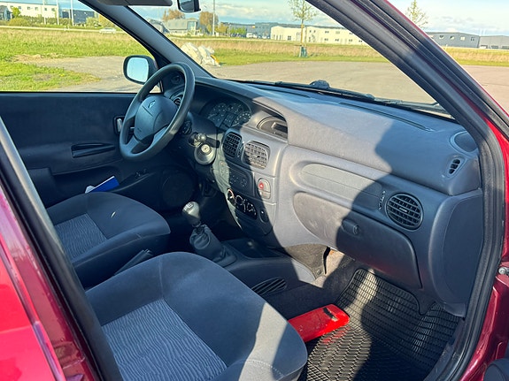 Renault Megane I 4 of 5