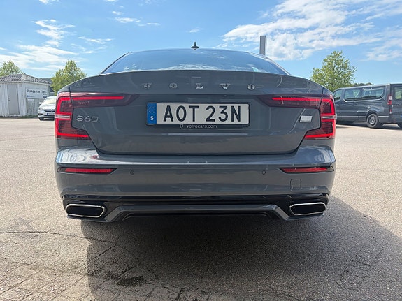 Volvo S60 5 of 5