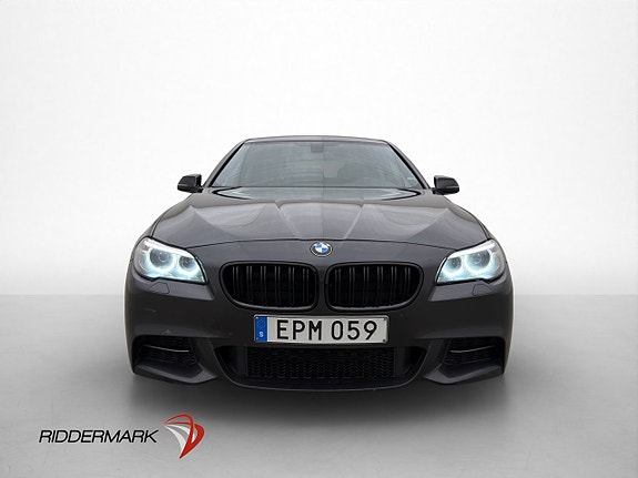 BMW 520d 3 of 5