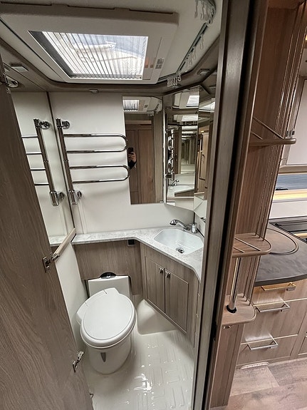 Kabe Royal 630 GLE KS B2 *Långbäddar* 13 of 19