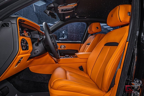 Rolls Royce Cullinan 17 of 27