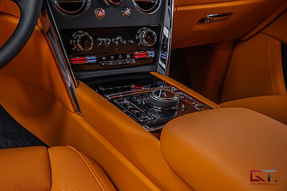 Rolls Royce Cullinan 20 of 27