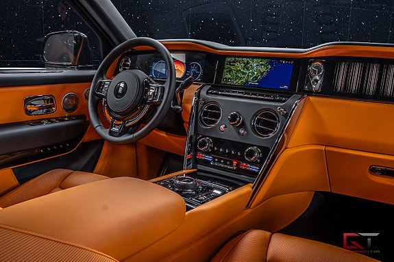 Rolls Royce Cullinan 21 of 27