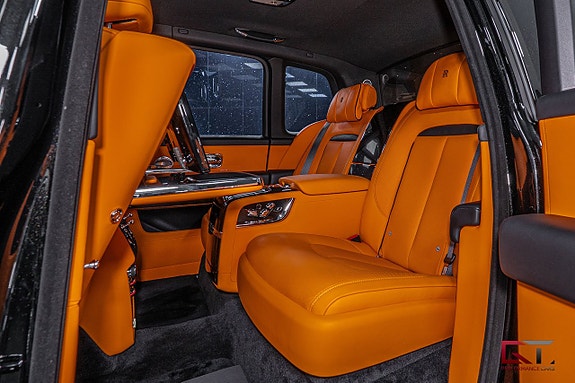 Rolls Royce Cullinan 22 of 27
