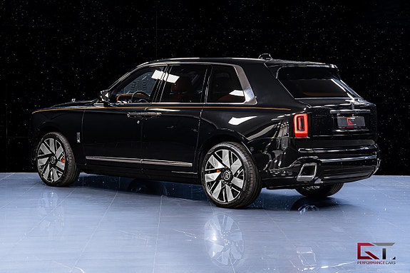 Rolls Royce Cullinan 10 of 27