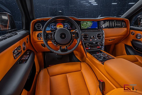 Rolls Royce Cullinan 14 of 27