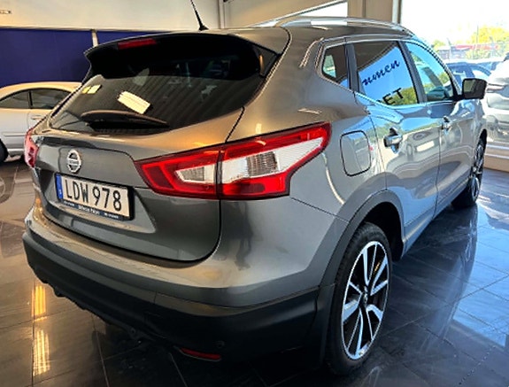 Nissan Qashqai 4 of 5