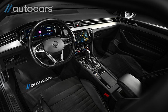 Volkswagen Passat 16 of 30