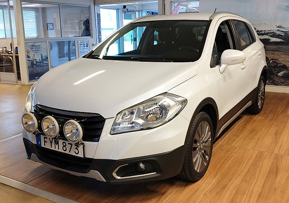 Suzuki S-Cross