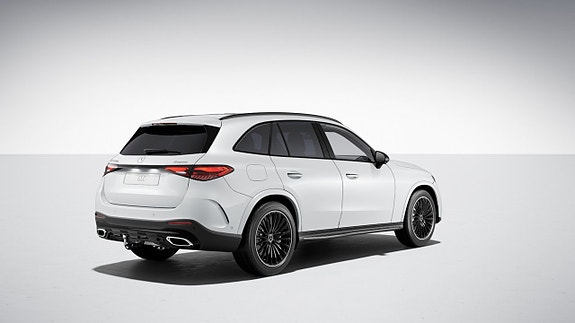 Mercedes-Benz GLC400 e 3 of 5