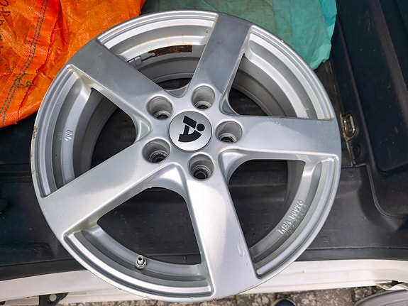 Product image 3 of 9