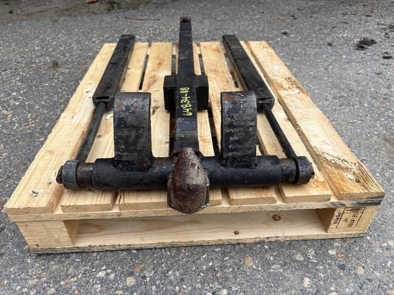 Hitch krok passande Valmet 305-405 m.m.