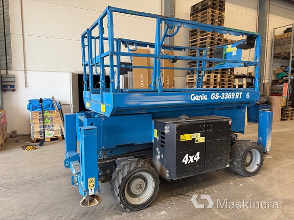 Saxlift Genie GS-3369 RT 3 of 5