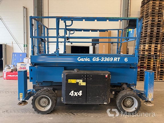 Saxlift Genie GS-3369 RT 2 of 5