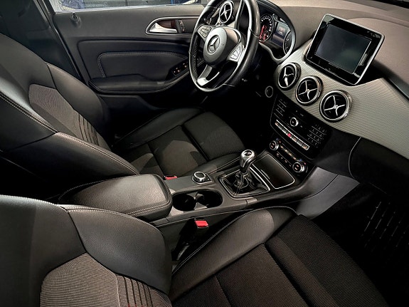 Mercedes-Benz B180 d 5 of 5