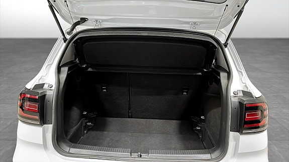 Volkswagen T-Cross 12 of 12