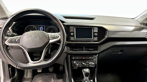 Volkswagen T-Cross 10 of 12