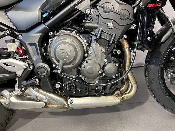 Triumph TRIDENT 660 10 of 15