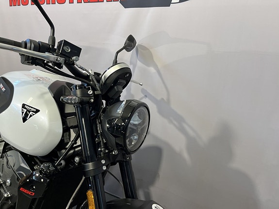 Triumph TRIDENT 660 7 of 15