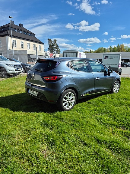 Renault Clio 3 of 5