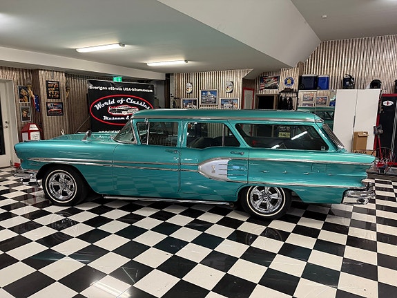 Pontiac Laurentian 8 of 27