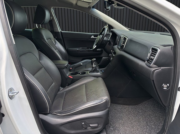 Kia Sportage 12 of 21