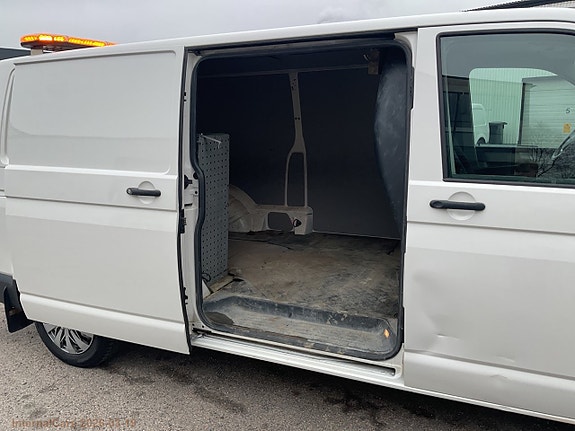 Volkswagen Transporter 10 of 30