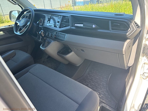 Volkswagen Transporter 16 of 23