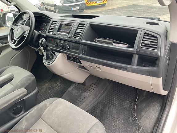 Volkswagen Transporter 15 of 30