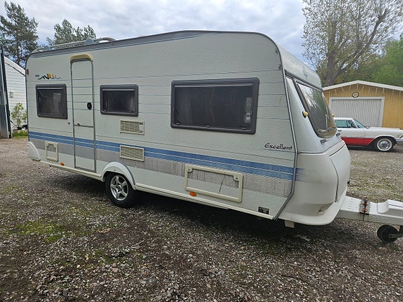 Hobby 495 "långbäddar "förtält