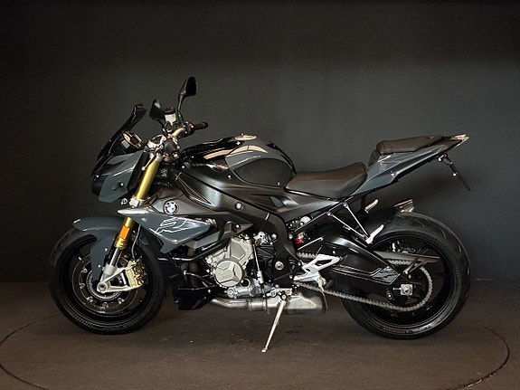BMW S 1000 R 2 of 5