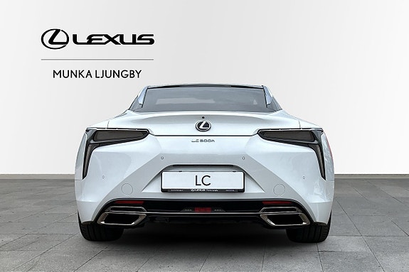 Lexus LC500h 6 of 11