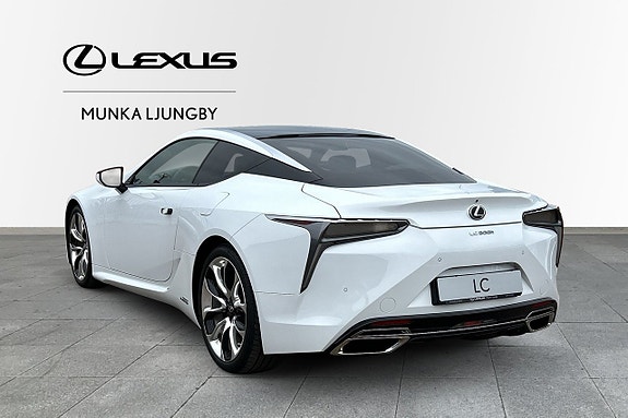 Lexus LC500h 4 of 5