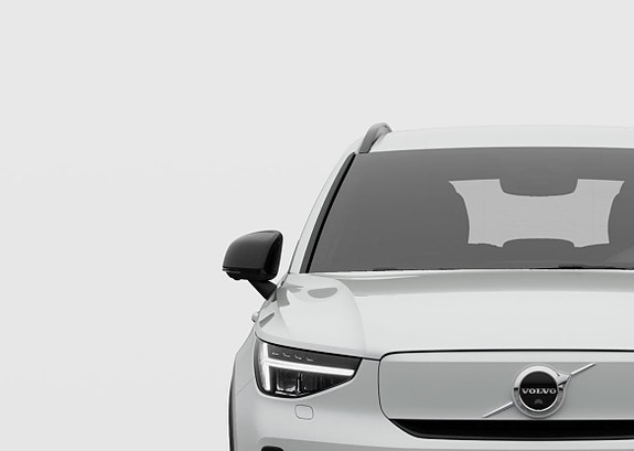 Volvo EX40 2 of 30