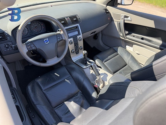 Volvo C70 9 of 17