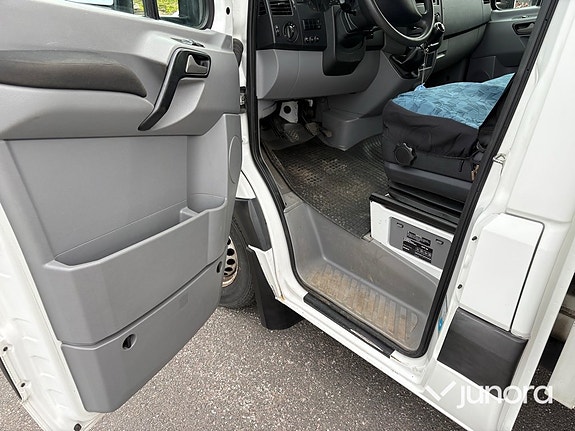 Volkswagen Crafter 23 of 29