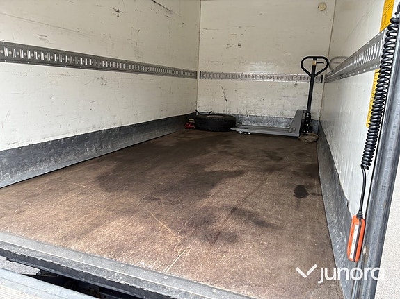 Volkswagen Crafter 16 of 29