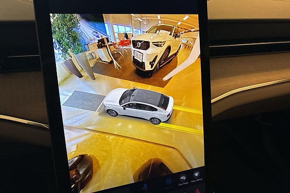 Volvo ES90 15 of 30