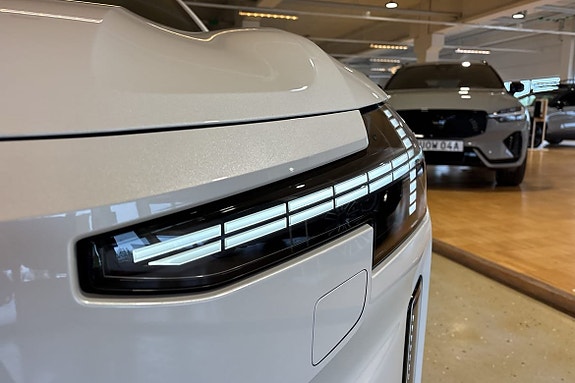 Volvo ES90 26 of 30