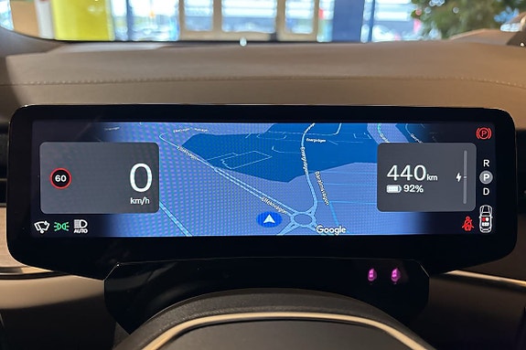 Volvo ES90 16 of 30