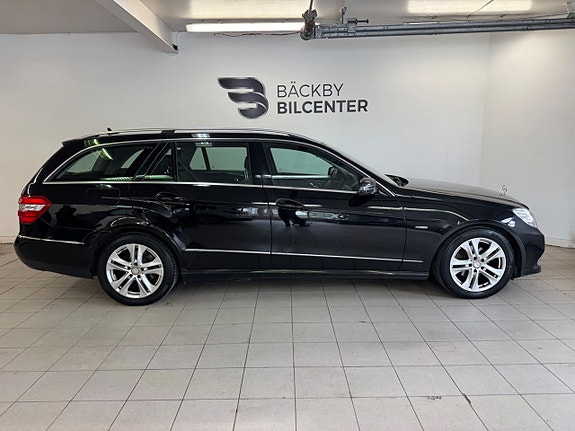 Mercedes-Benz E220 6 of 13